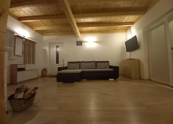 Dom Letniskowy - Kamieniczno Ciemno